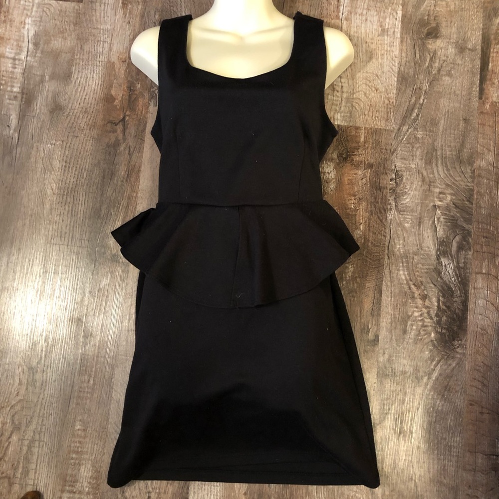 Keyhole Back Dress with Peplum